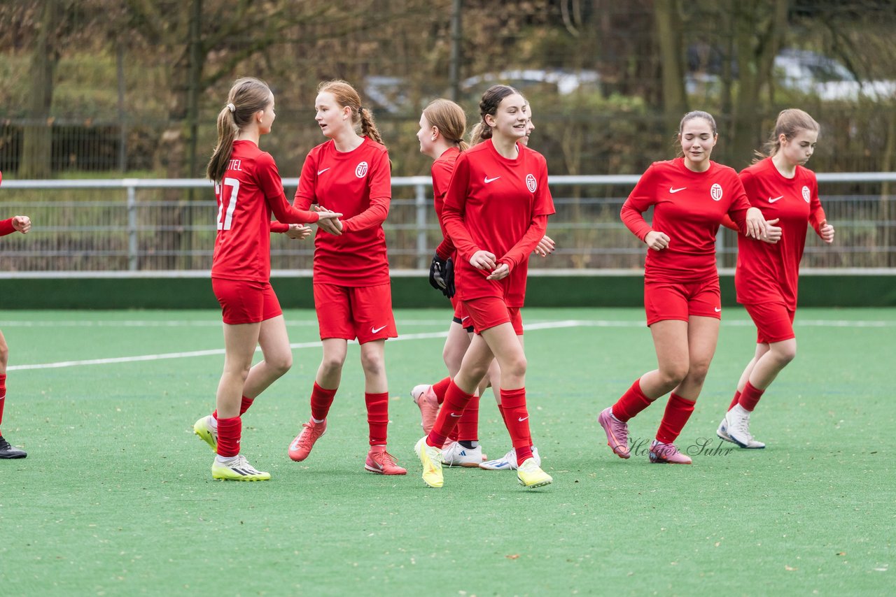 Bild 351 - wBJ VfL Pinneberg - Eimsbuettler TV2 : Ergebnis: 3:5